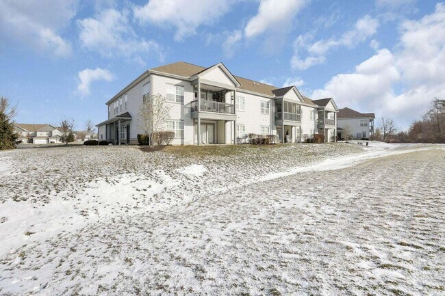 Building Photo - 550 Redwood Ln