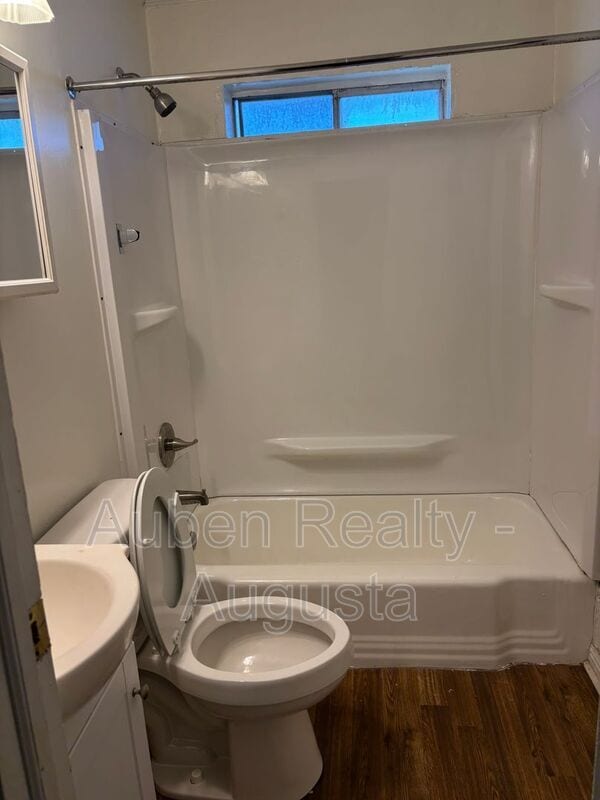 Building Photo - 2165 1/2 Telfair Street