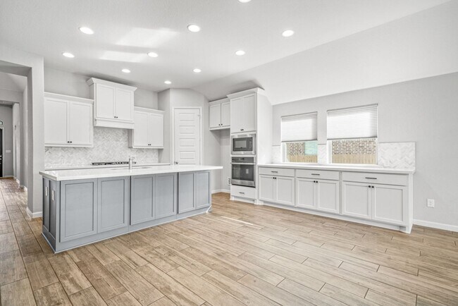 Building Photo - Beautiful 4 bed 3 bath Single Story Home i...