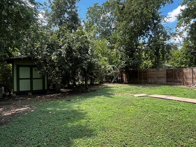 Building Photo - 4512 Jinx Ave