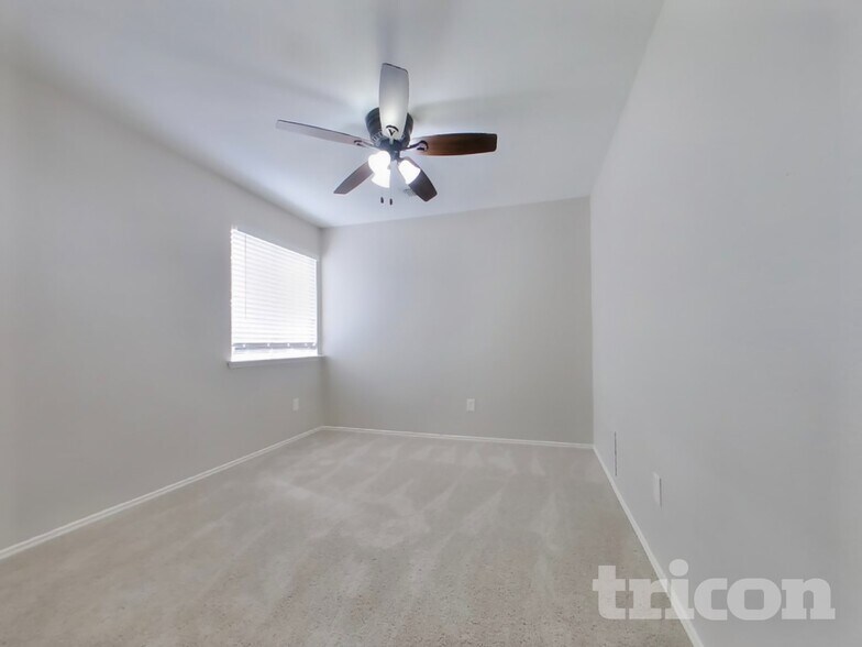 Building Photo - 16330 Tiburon Way