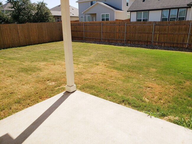 Building Photo - 2629 Bantry Rd