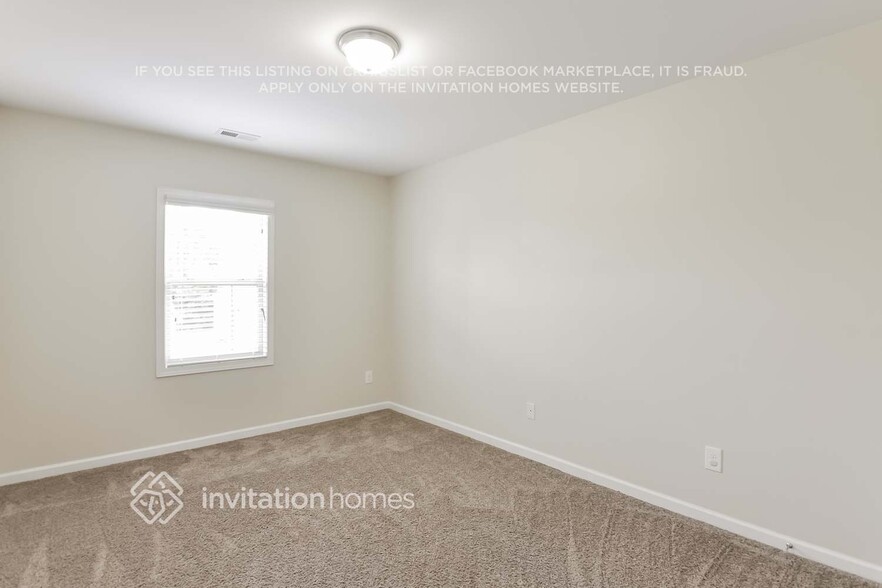 Building Photo - 203 Verrazano Pl