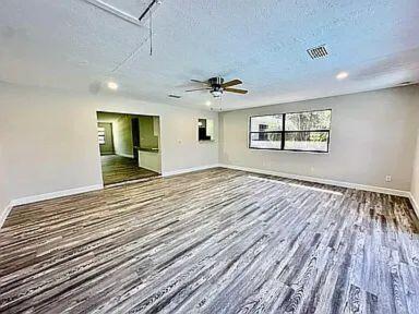 Building Photo - 6109 Tangelo Dr