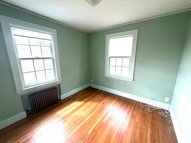 Building Photo - 15 Glenburn Rd