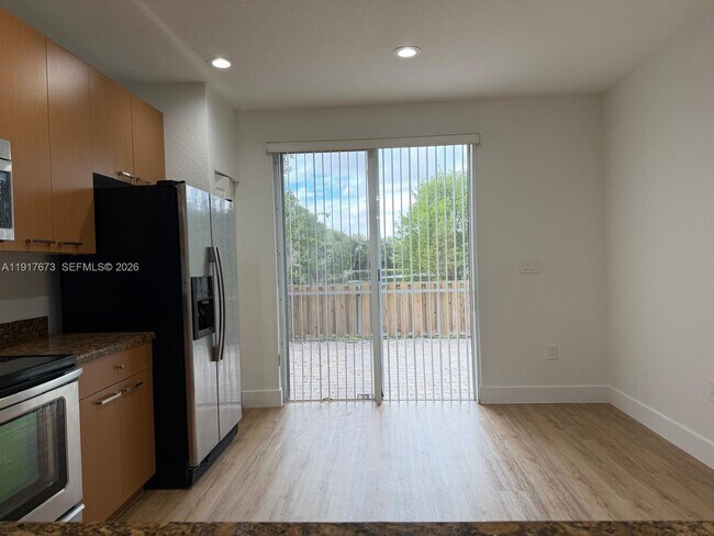 Building Photo - 3972 SW 149th Pl