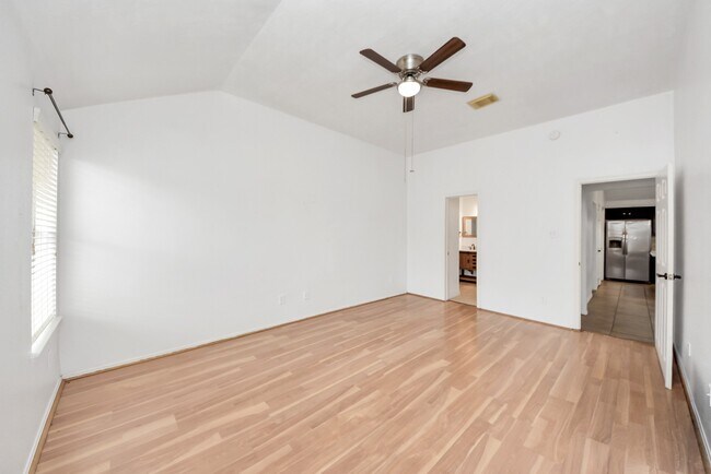 Building Photo - 21019 Stoney Haven Dr