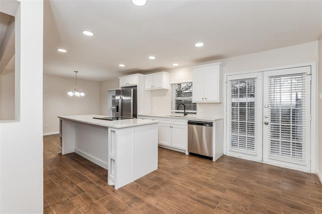 Building Photo - 2225 Saharah Dr
