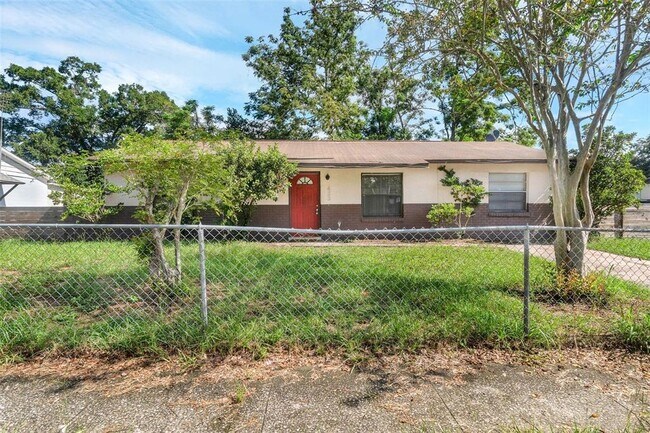 Primary Photo - 433 W 17th St