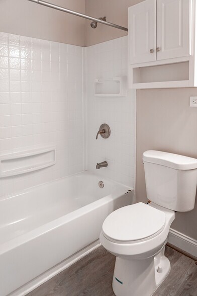 Building Photo - 2268 Druid Park Dr