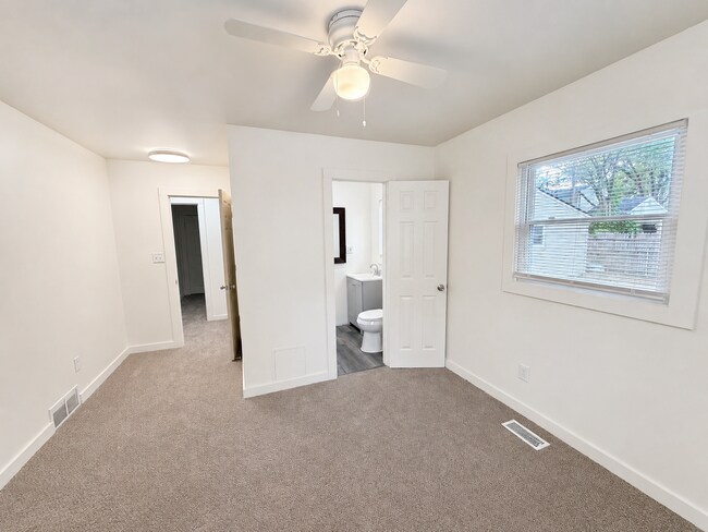 Building Photo - 34009 Caseville Ct