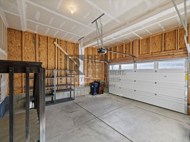 Building Photo - 1203 Bon Homme Richard Dr