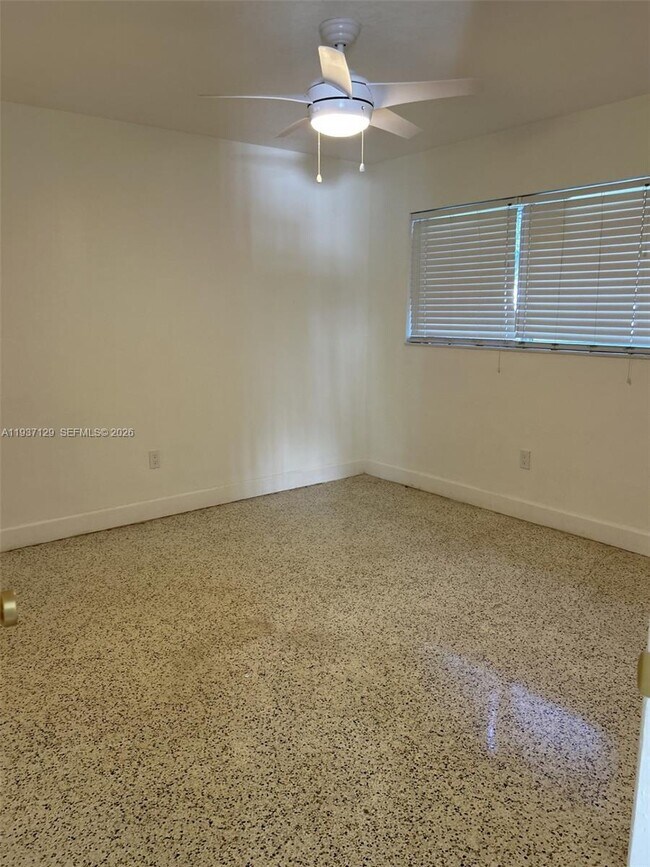 Building Photo - 1023 NW 33rd St