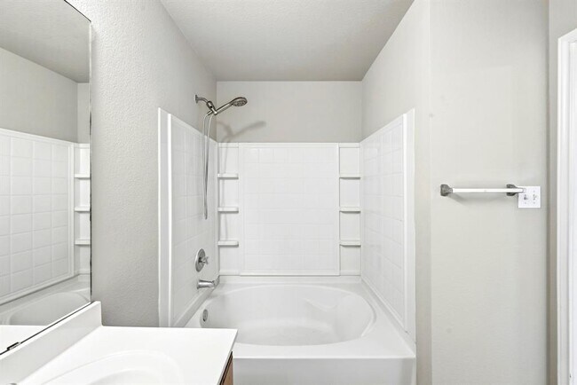 Building Photo - 13316 Marie Ln