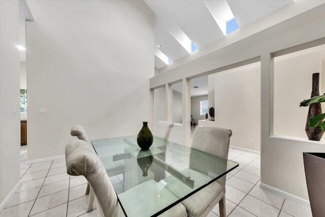 Building Photo - 20231 NW 10th St