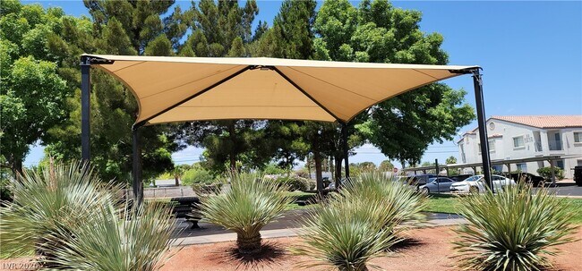 Building Photo - 3318 N Decatur Blvd