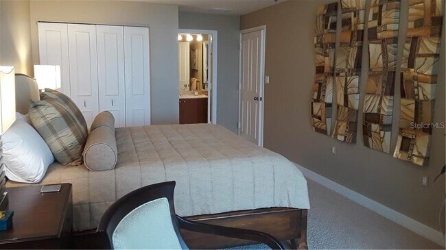 Building Photo - 455 Longboat Club Rd