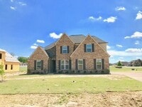 Building Photo - Now Leasing A 5 Bedroom 3 Bath Home In Oli...