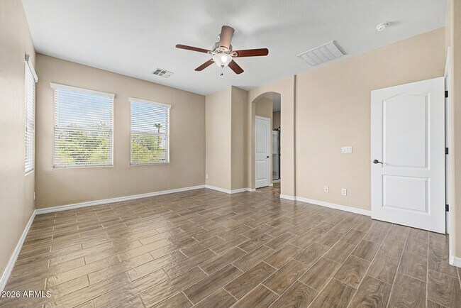 Building Photo - 15155 N 145th Ave