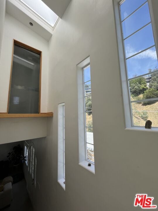 Building Photo - 631 Museum Dr