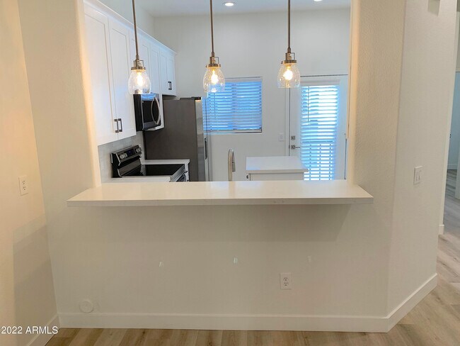 Building Photo - 4533 N 22nd St