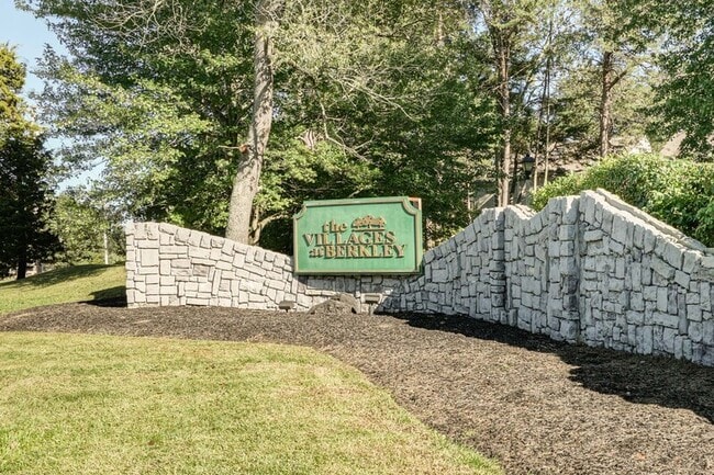 Building Photo - 1396 Tristram Cir