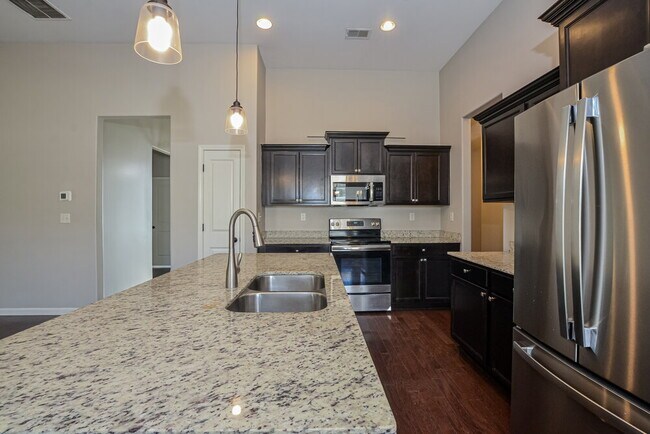 Building Photo - 145 Hidden Meadows Ln