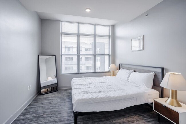 Building Photo - 121 E Freedom Way