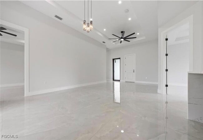 Building Photo - 1130 Ivan Ave S