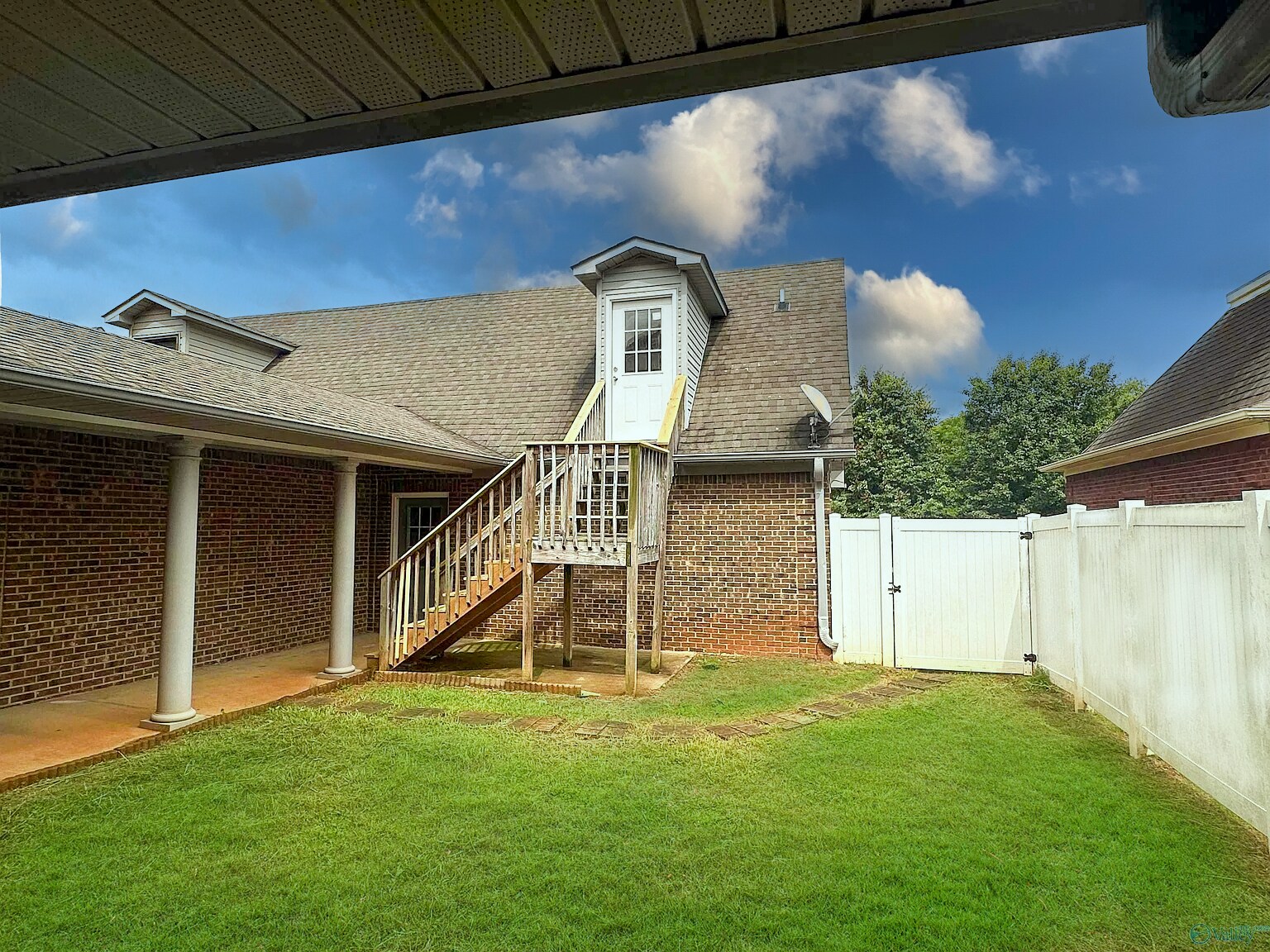 Building Photo - 12082 Southern Charm Blvd