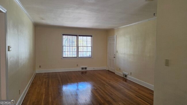 Building Photo - 1845 Monroe Dr NE