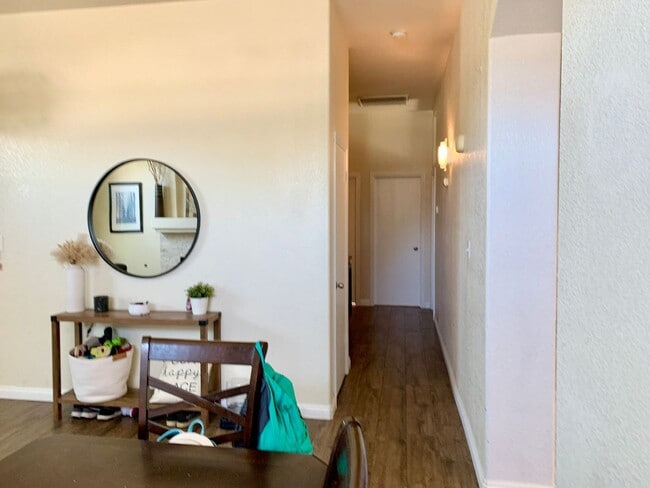 Building Photo - Beautifully Updated Home in Tevis Ranch - ...