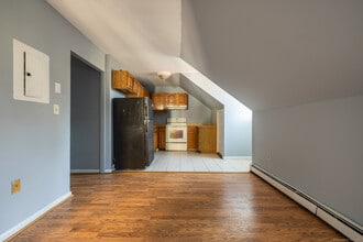 Building Photo - 56 Park Ave