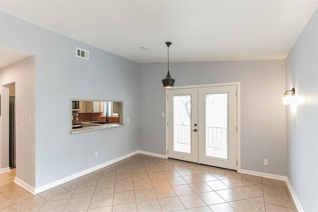 Building Photo - 807 Azie Morton Rd