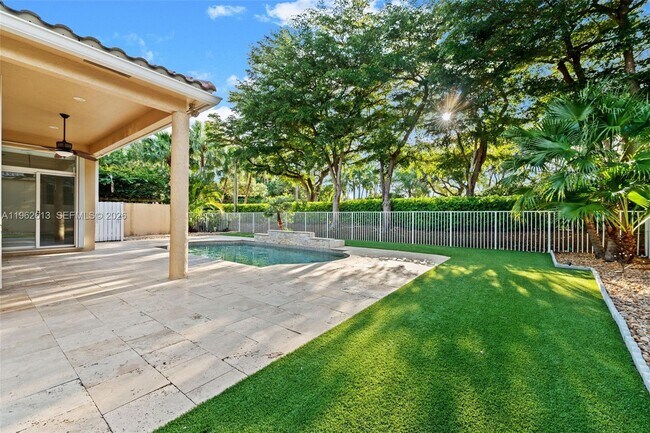 Building Photo - 2497 Bay Isle Dr