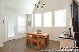 Building Photo - 10220 High Noon Dr