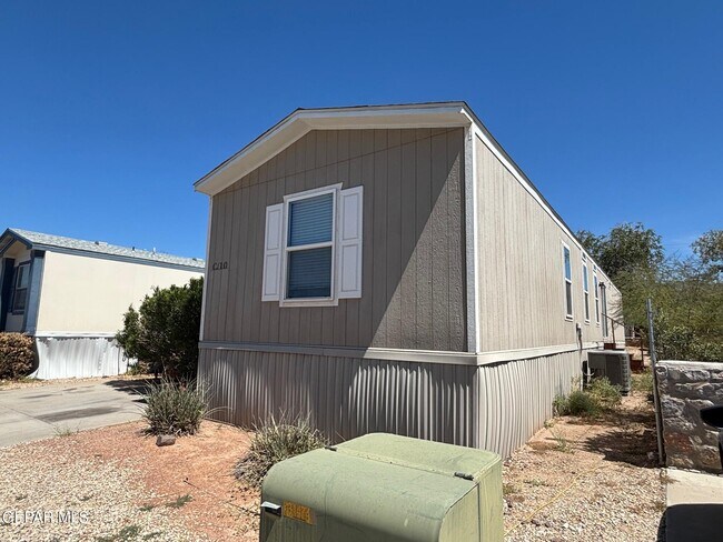 Building Photo - 850 Talbot Ave