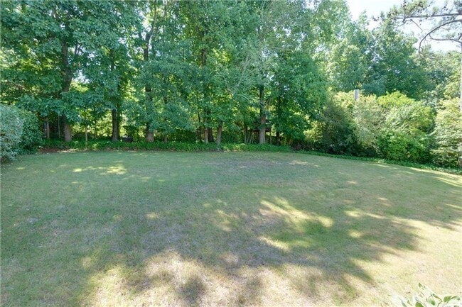 Building Photo - 2890 Carrollton Ct