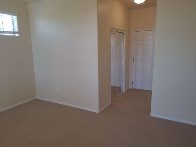 Building Photo - Coming Soon!