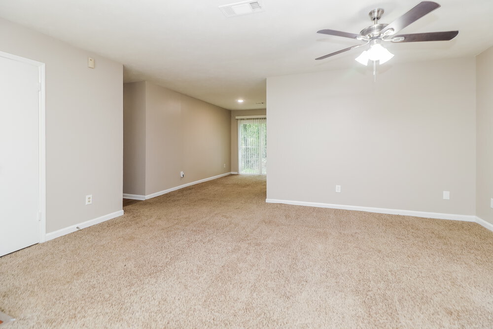 Building Photo - 5251 Mainstreet Park Dr