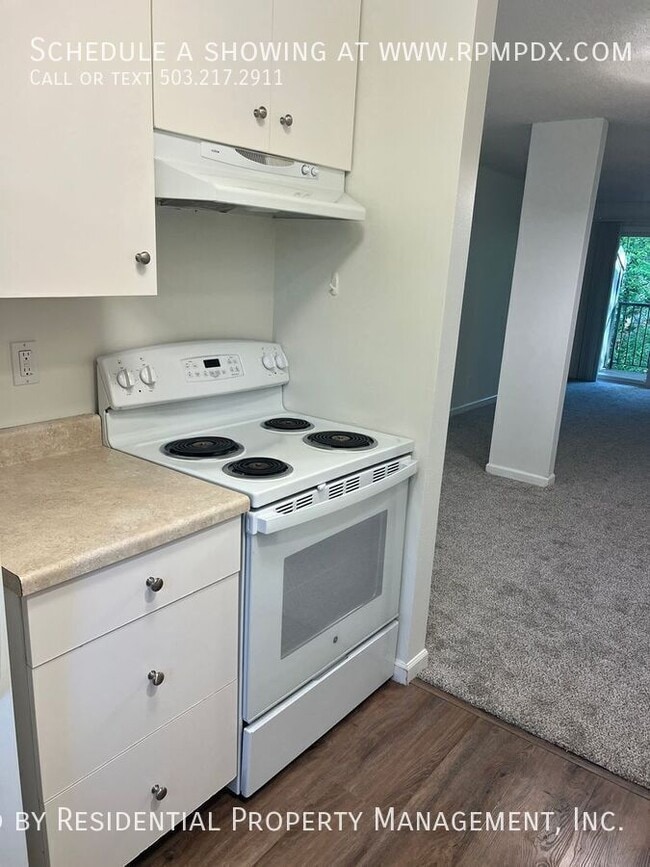 Building Photo - 12618 NW Barnes Rd