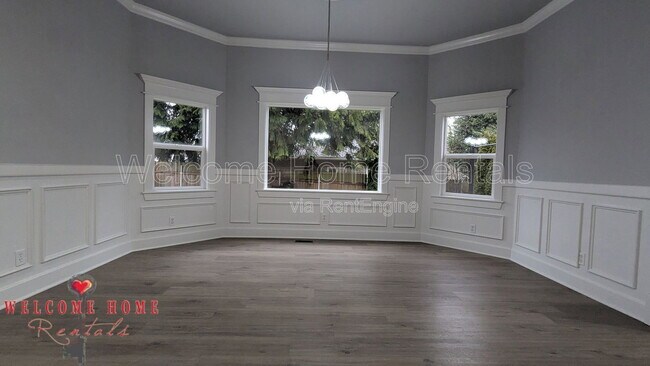 Building Photo - 4520 S Thompson Ave