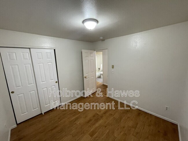 Building Photo - 4531 Boardwalk Dr