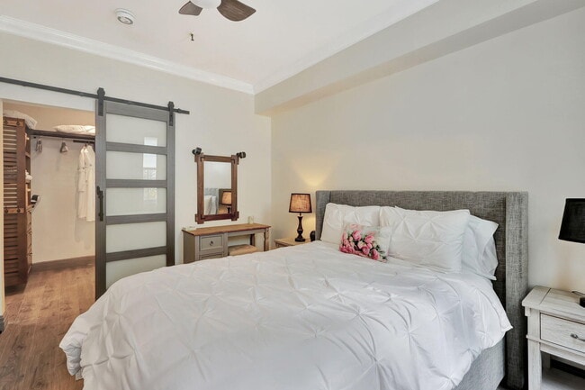 Building Photo - 235 Sunrise Ave