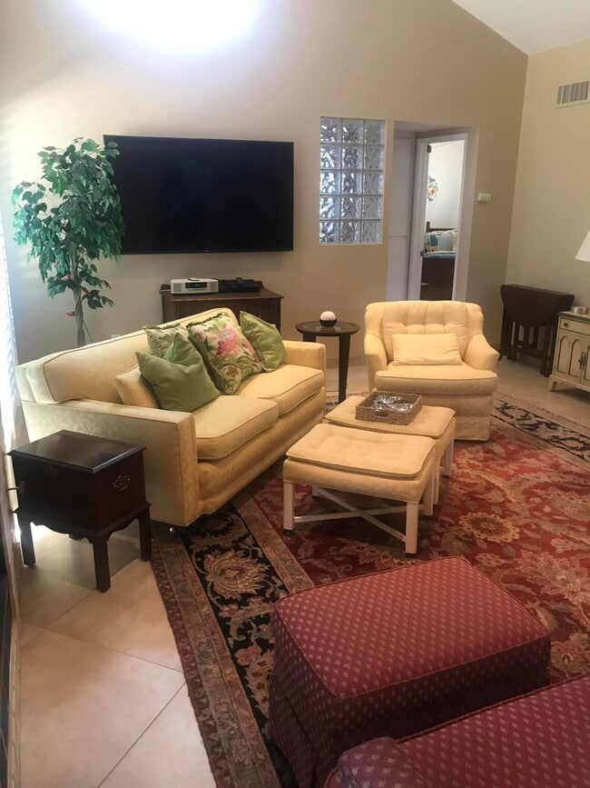 Building Photo - 3505 Ridgeview Cir S