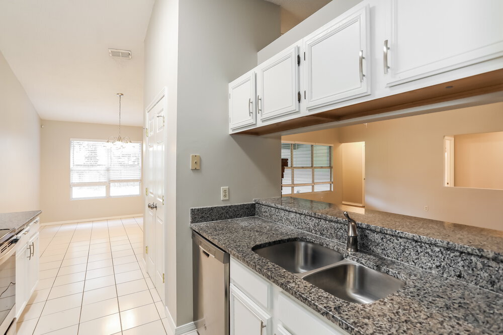 Building Photo - 5966 Lazy Meadow Ct