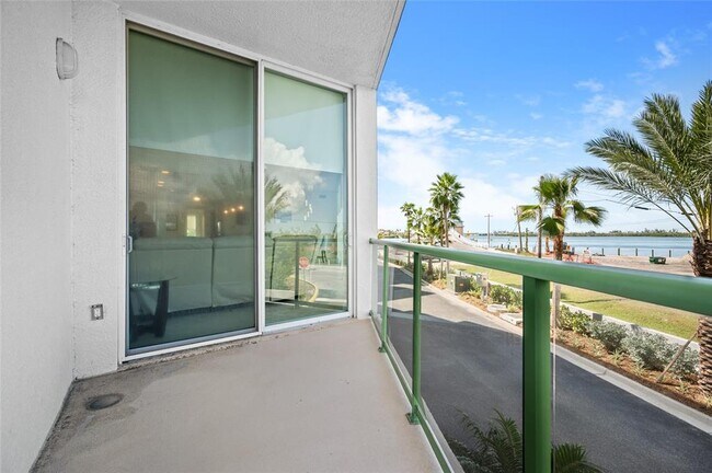 Building Photo - 1375 Beach Rd