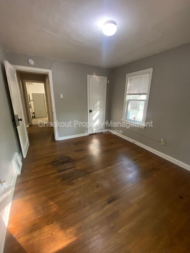 Building Photo - 5516 Fairridge Ct