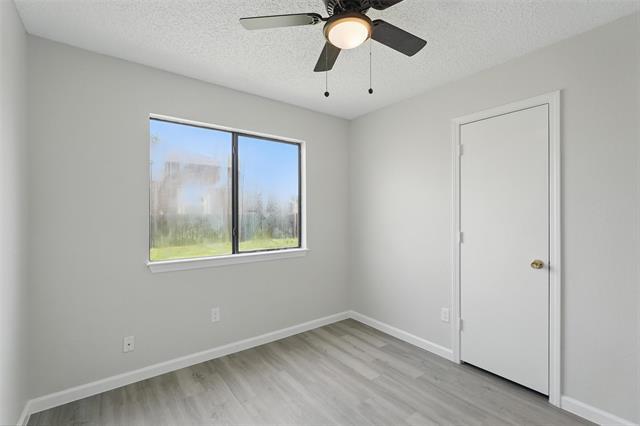Building Photo - 7601 Clairmont Ave