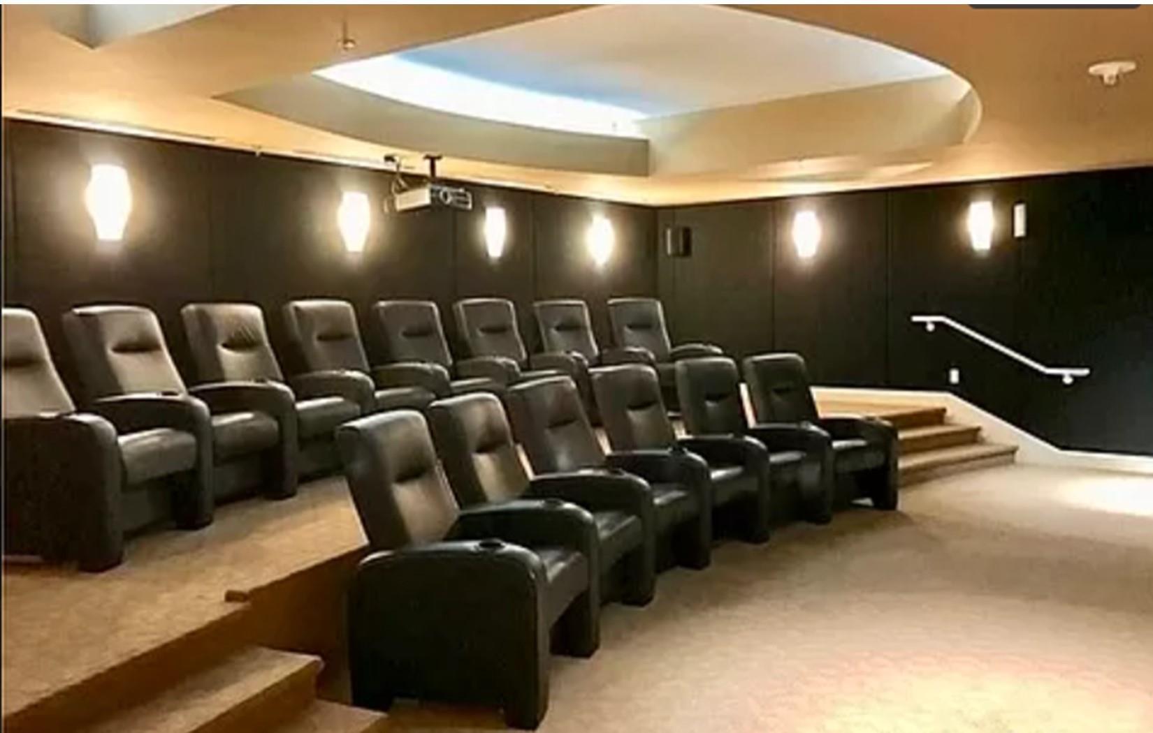 Building Photo - 1200 Main St